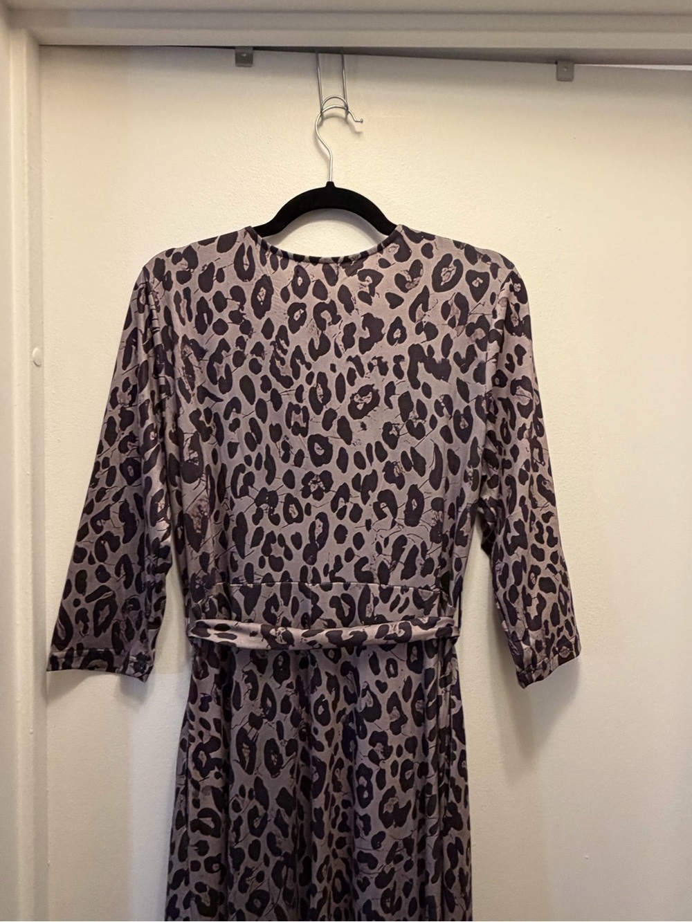 Women's Leopard Print Faux Wrap Maxi Dress 3/4 Sleeve Belted Pockets Size Large - Picture 8 of 10